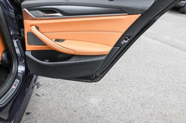 2023 BMW M5 i xDrive