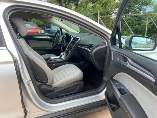 2013 Ford Fusion S