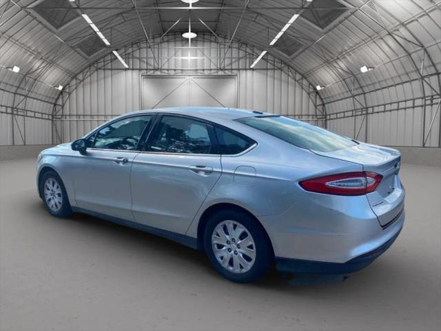 2013 Ford Fusion S