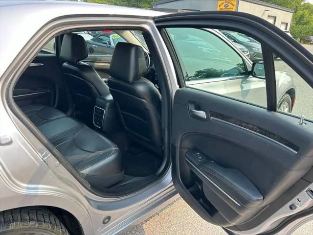 2017 Chrysler 300 AWD