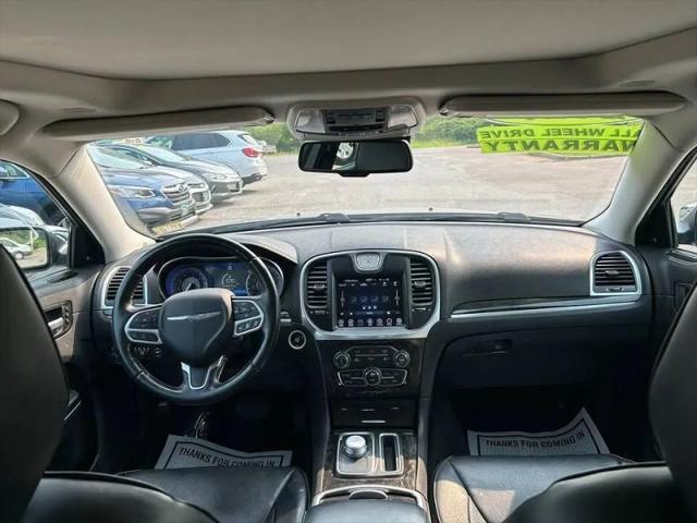 2017 Chrysler 300 AWD