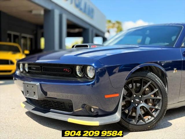 2017 Dodge Challenger 392 Hemi Scat Pack Shaker