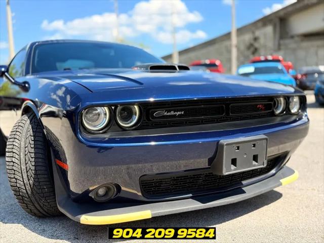 2017 Dodge Challenger 392 Hemi Scat Pack Shaker