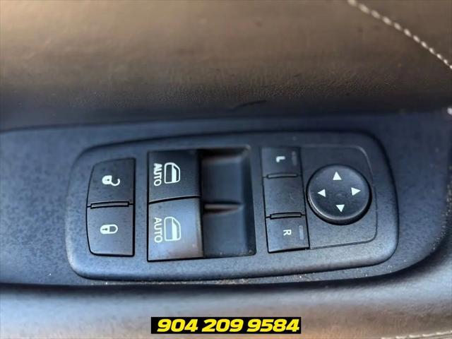 2017 Dodge Challenger 392 Hemi Scat Pack Shaker
