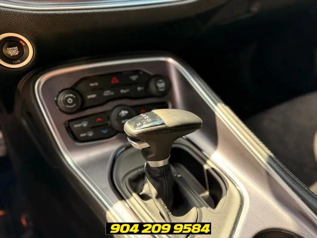 2017 Dodge Challenger 392 Hemi Scat Pack Shaker