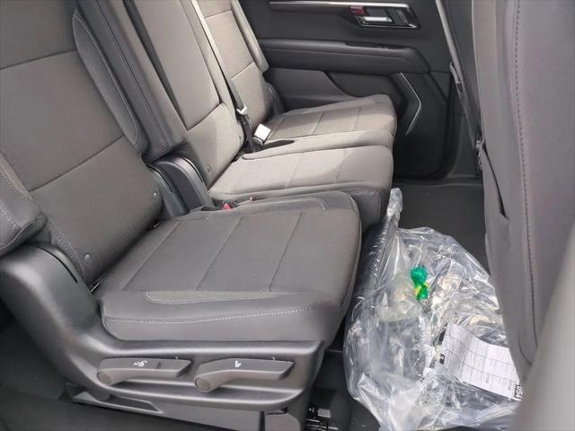 2026 Chevrolet Suburban LS, 4WD
