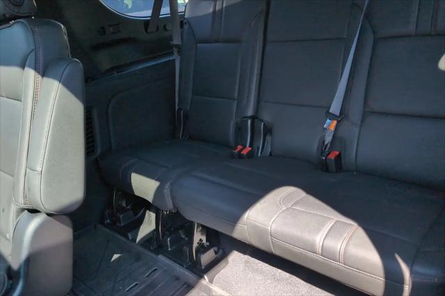 2024 Chevrolet Suburban 4WD RST