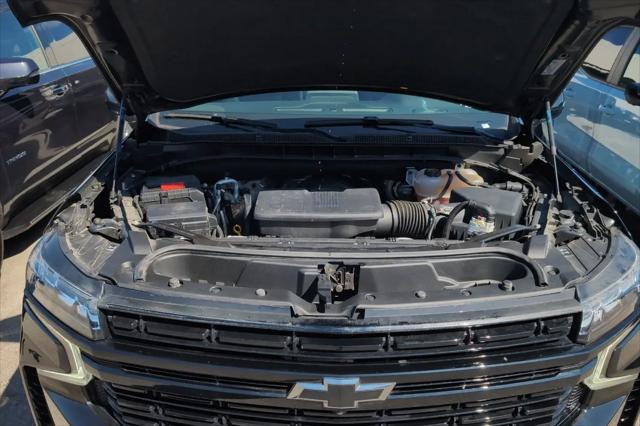 2024 Chevrolet Suburban 4WD RST