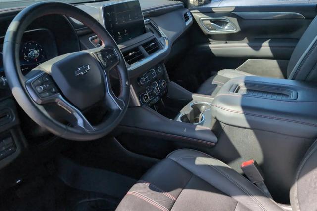 2024 Chevrolet Suburban 4WD RST