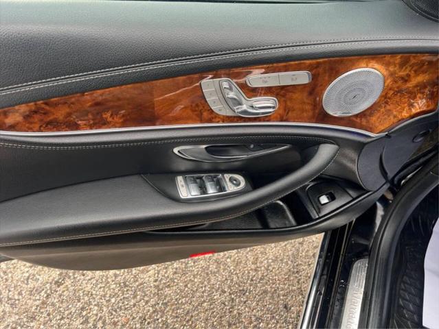 2017 Mercedes-Benz E-CLASS E 300 E 300