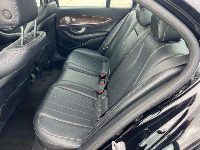 2017 Mercedes-Benz E-CLASS E 300 E 300