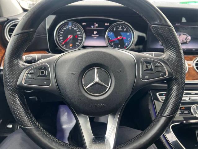 2017 Mercedes-Benz E-CLASS E 300 E 300