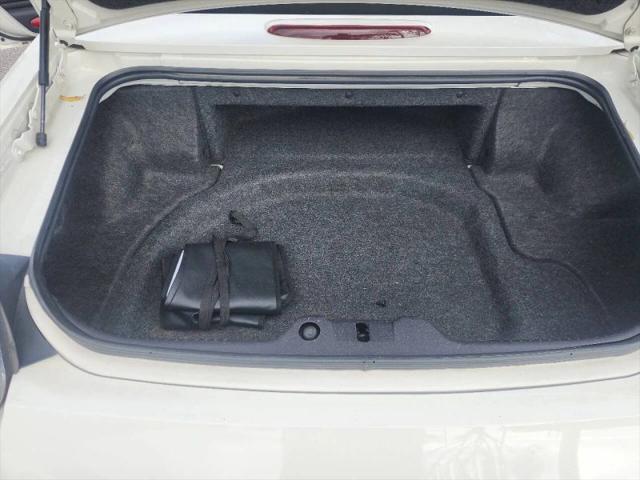 2003 Ford Thunderbird Base