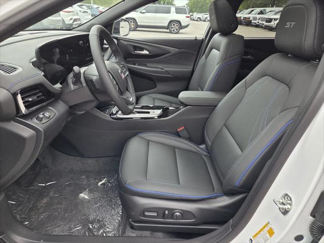 2026 Buick NV Sport Touring FWD