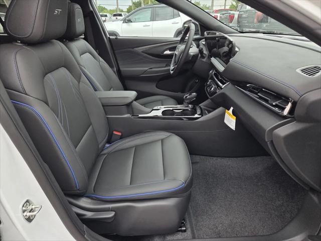 2026 Buick NV Sport Touring FWD