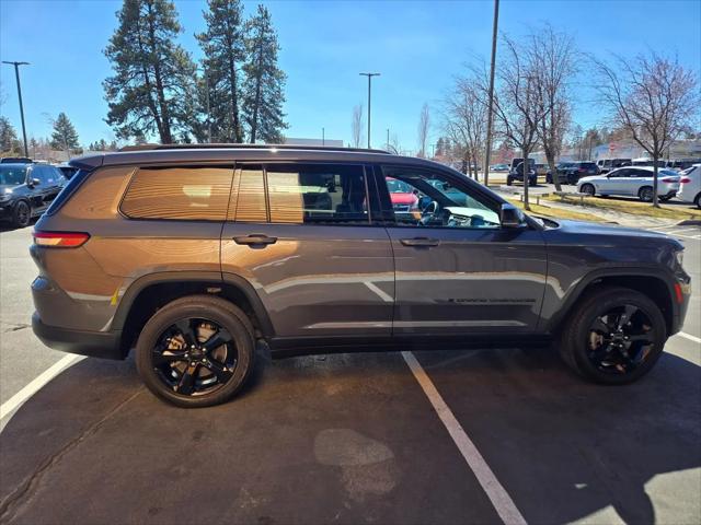 2022 Jeep Grand Cherokee L Altitude 4x4