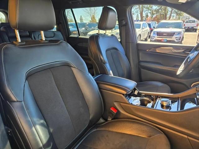 2022 Jeep Grand Cherokee L Altitude 4x4