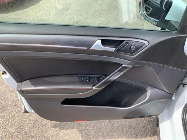 2019 Volkswagen Golf GTI 2.0T SE