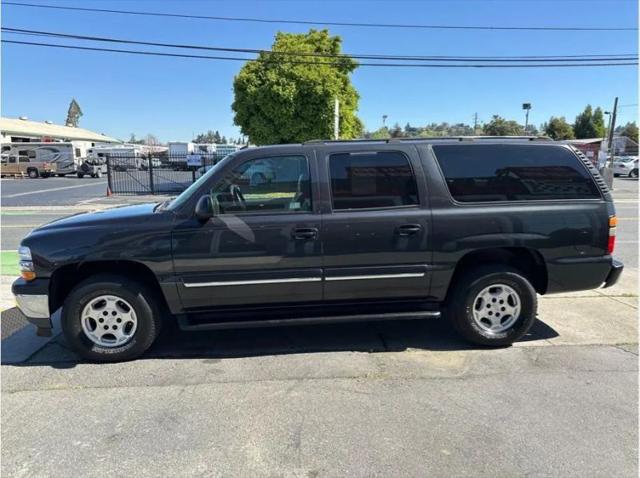2005 Chevrolet Suburban LS