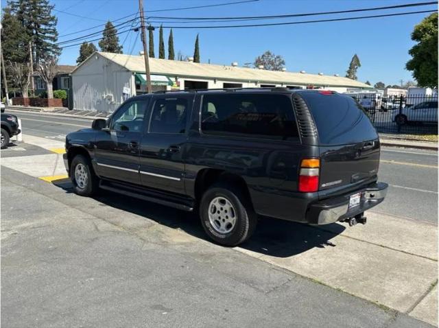 2005 Chevrolet Suburban LS