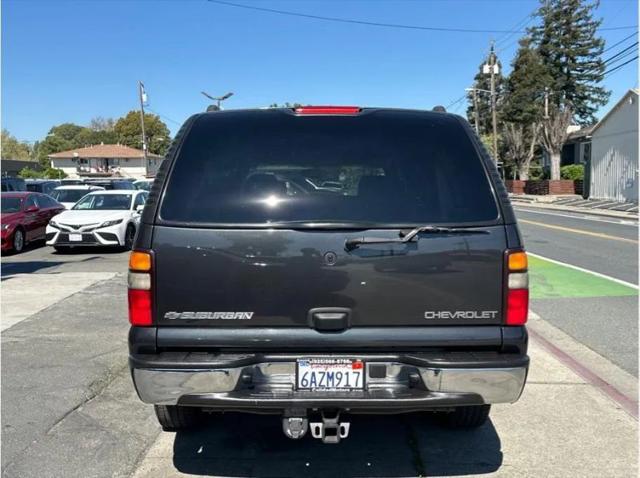2005 Chevrolet Suburban LS