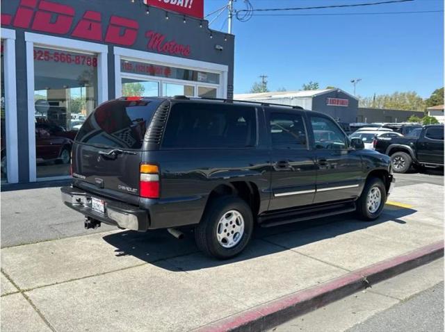 2005 Chevrolet Suburban LS