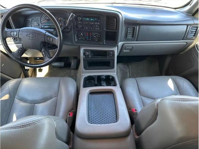 2005 Chevrolet Suburban LS