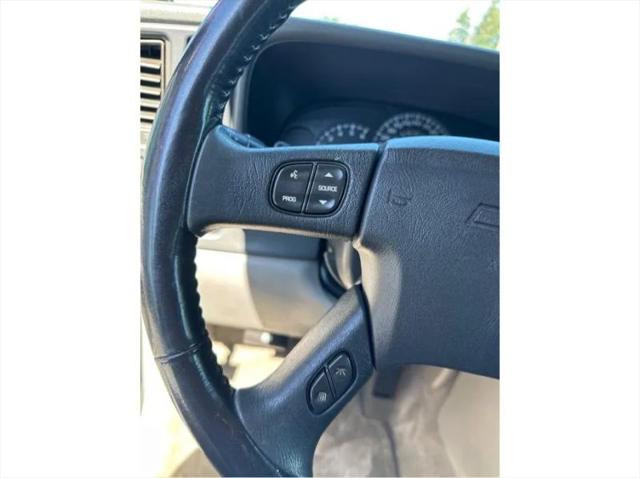 2005 Chevrolet Suburban LS