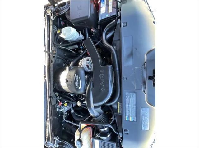 2005 Chevrolet Suburban LS