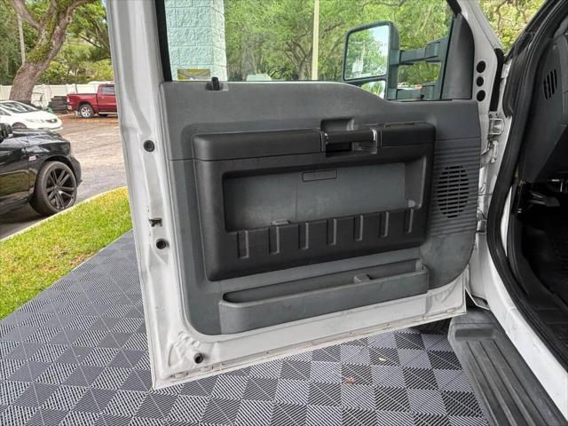 2011 Ford F-550 XL