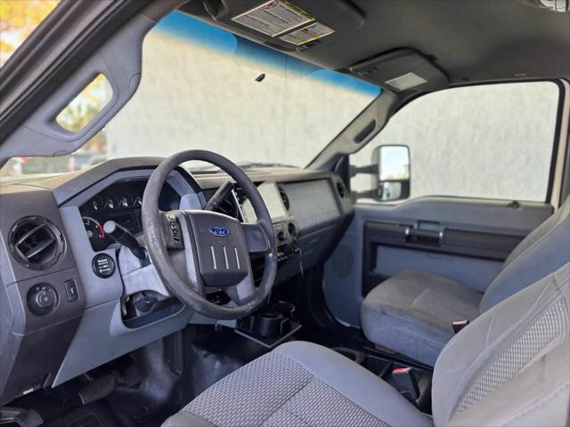 2011 Ford F-550 XL