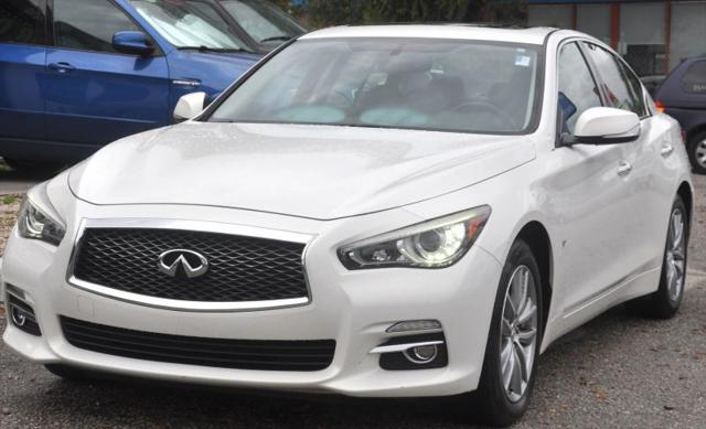 2014 INFINITI Q50 Premium