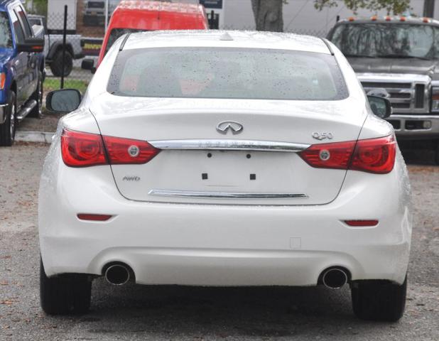 2014 INFINITI Q50 Premium