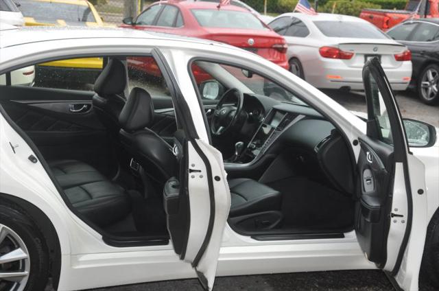 2014 INFINITI Q50 Premium
