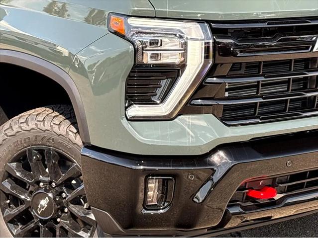 2026 Chevrolet Silverado 3500HD Crew Cab, Standard Bed, LT, 4WD