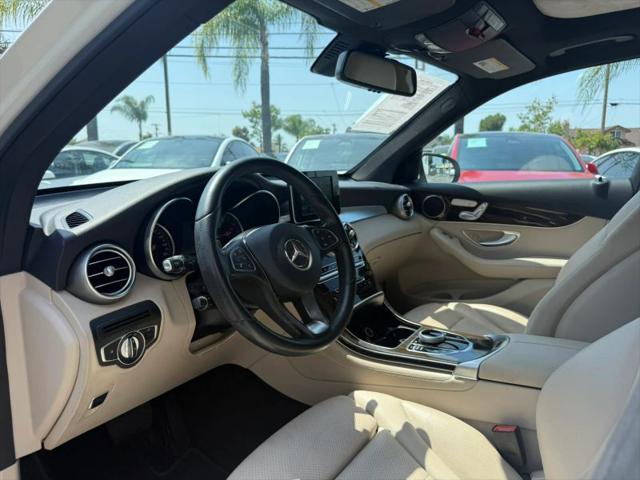 2017 Mercedes-Benz GLC 300