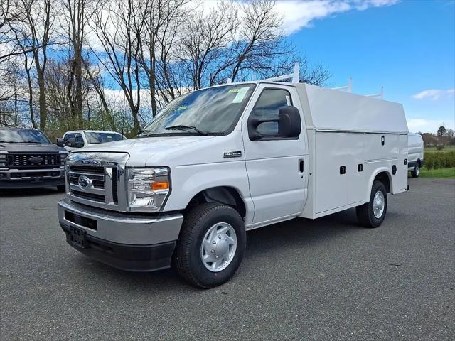 2026 Ford E-350 Cutaway E-Series Cutaway