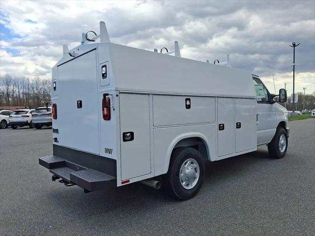 2026 Ford E-350 Cutaway E-Series Cutaway