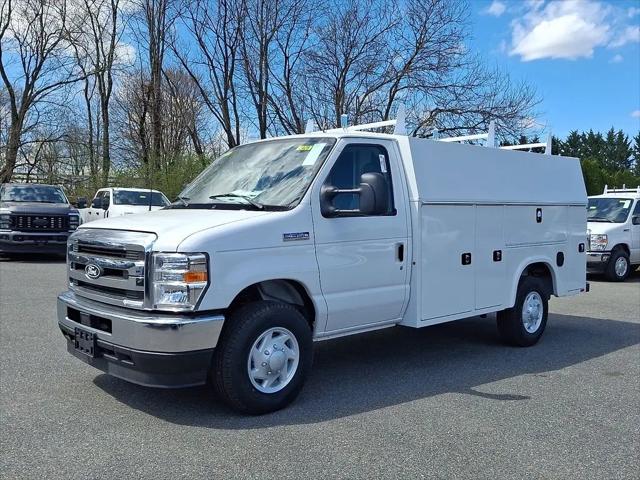 2026 Ford E-350 Cutaway E-Series Cutaway