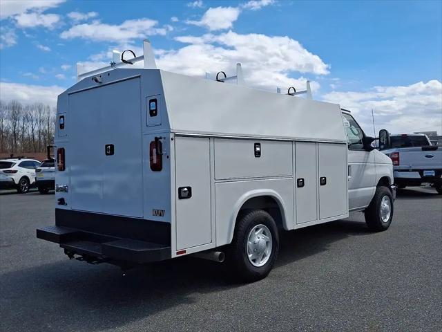 2026 Ford E-350 Cutaway E-Series Cutaway