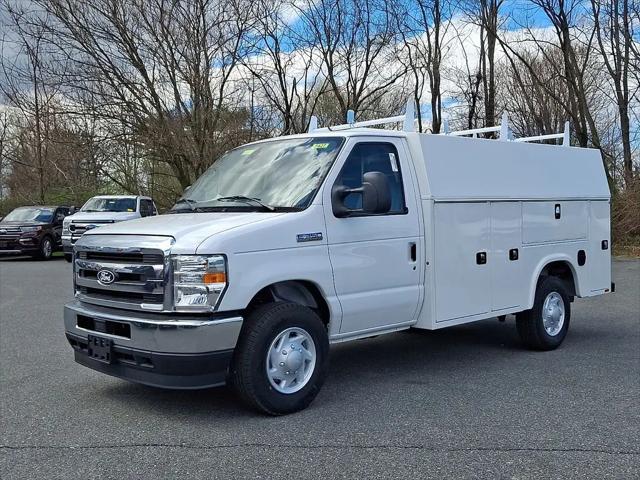 2026 Ford E-350 Cutaway E-Series Cutaway