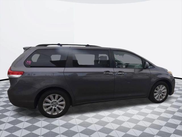 2012 Toyota Sienna XLE 7 Passenger
