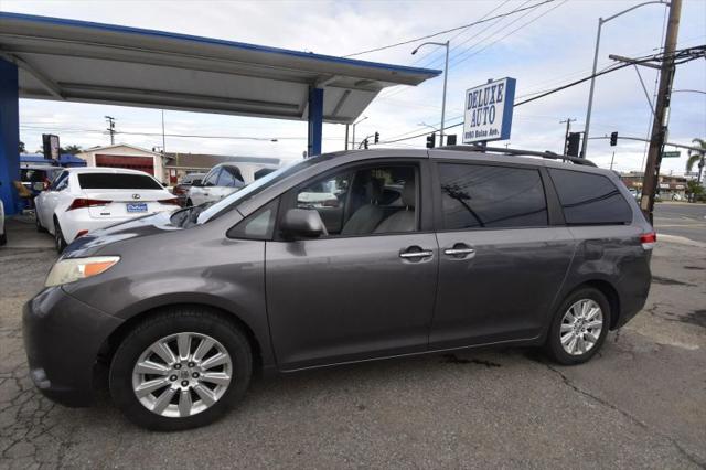 2012 Toyota Sienna XLE 7 Passenger