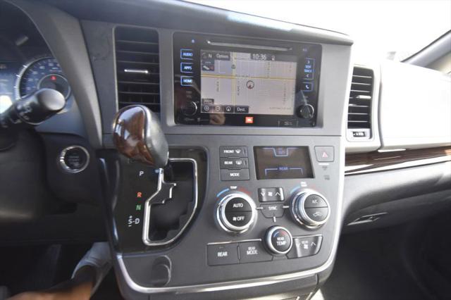 2014 Toyota Sienna Limited V6 7 Passenger