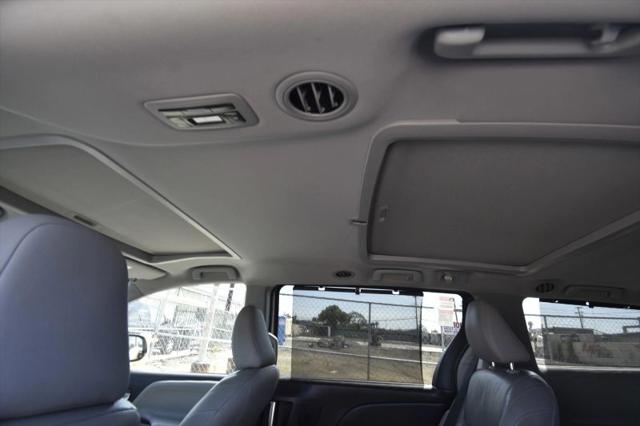 2014 Toyota Sienna Limited V6 7 Passenger