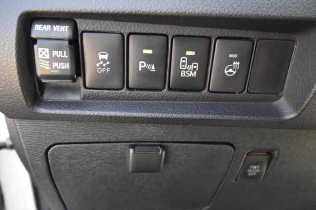 2014 Toyota Sienna Limited V6 7 Passenger
