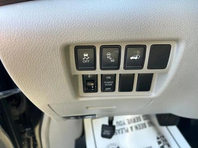 2012 Nissan Quest LE