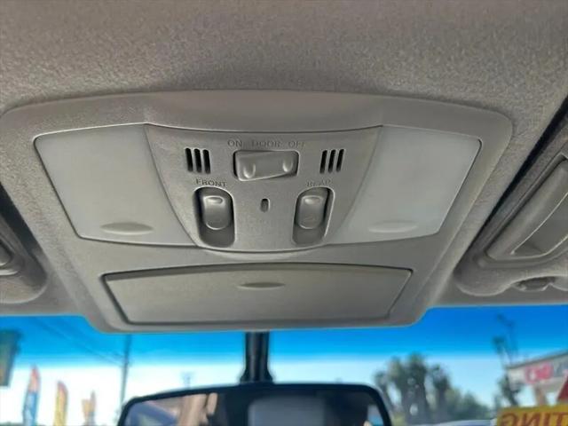 2012 Nissan Quest LE