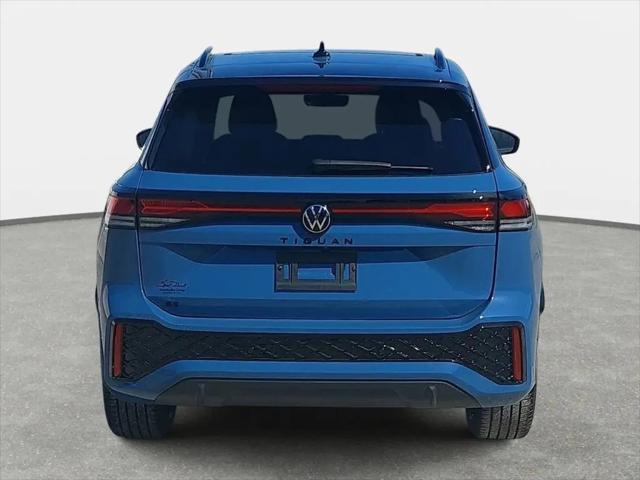 2026 Volkswagen Tiguan SE R-Line Black