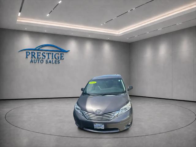 2015 Toyota Sienna XLE 8 Passenger for sale in Modesto, CA